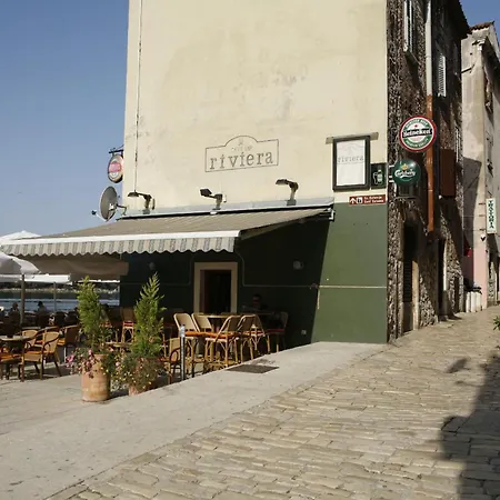 Santa Croce Free Parking
